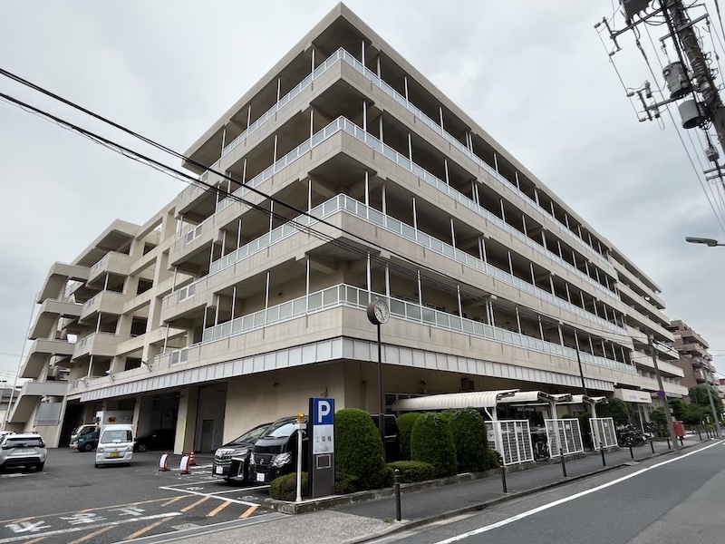 工場アパート「テクノWING」は地価の高い大田区でも町工場の集積を可能に